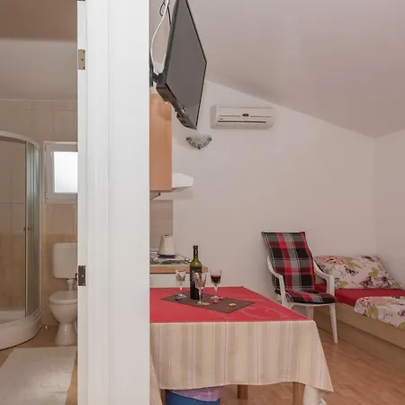 Apartment Studio Antonio Makarska