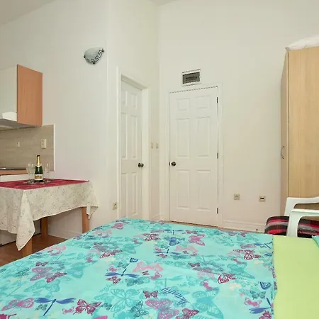 Studio Antonio Apartment Makarska