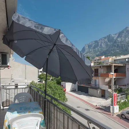 Antonio * Makarska