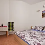 Antonio Apartman *